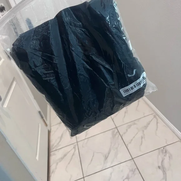 BLACK Men’s T Shirt Script Writing Comfort Streetwear Casual Modern Men’s Large - Picture 4 of 4